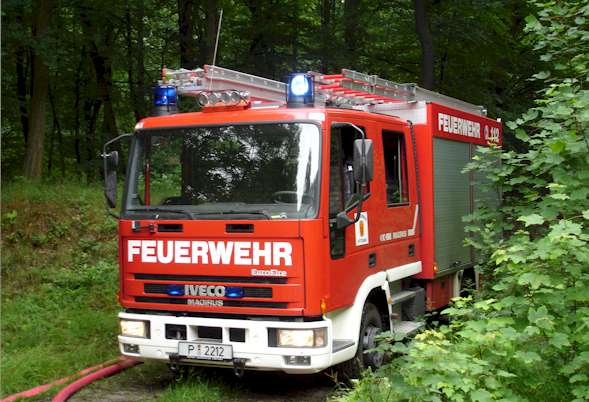 LF 16/12 der FF Bornim bei der Ausbildung